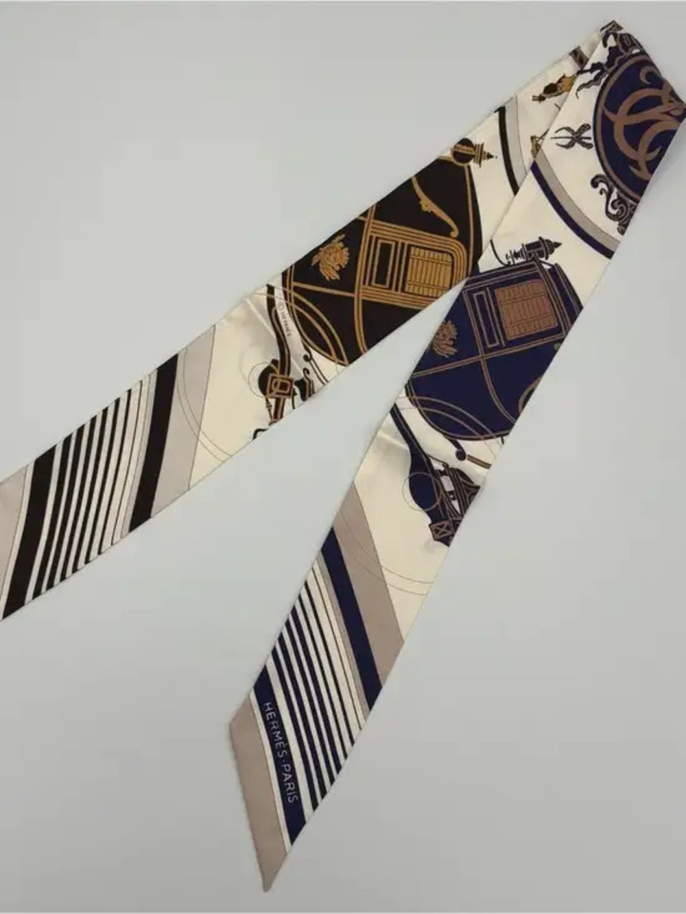 Hermes Twilly Carriage Print 100% Silk Bag Tie Scarf
